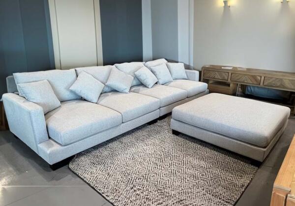 Quality fabric couches in Geelong