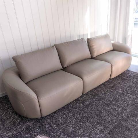 Lagoon Three Seater Electric (7)