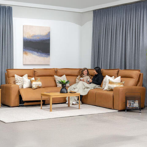 Hartford Corner Suite